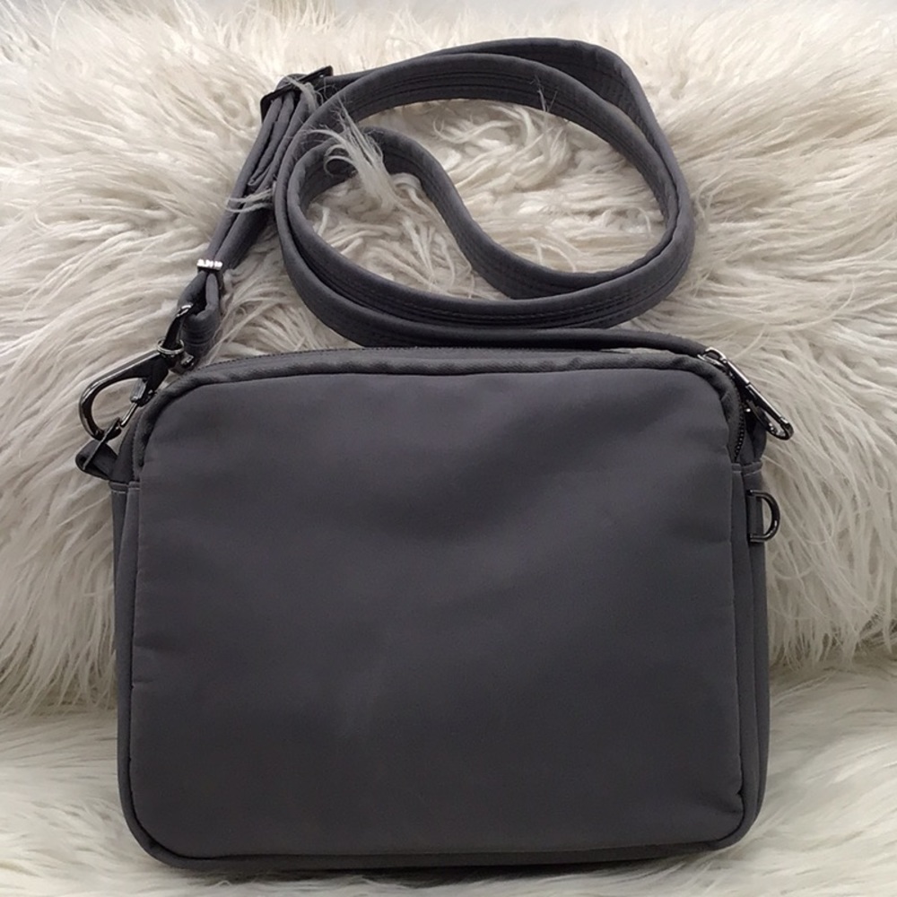 Travelon Gray Messenger Bag - Picture 3 of 13